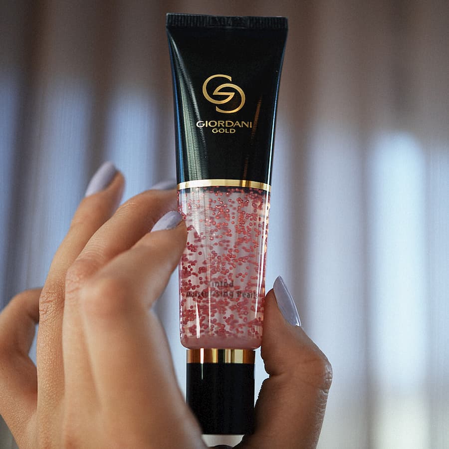 Корректирующая база под макияж Giordani Gold Oriflame Giordani Gold Color Увлажняющий жемчуг