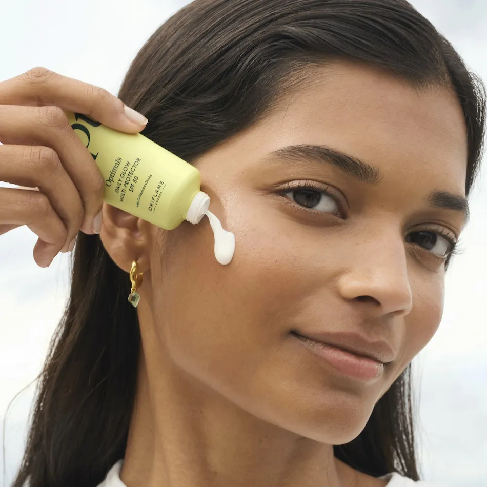 Multiprotetor Iluminador Diário Optimals da Oriflame