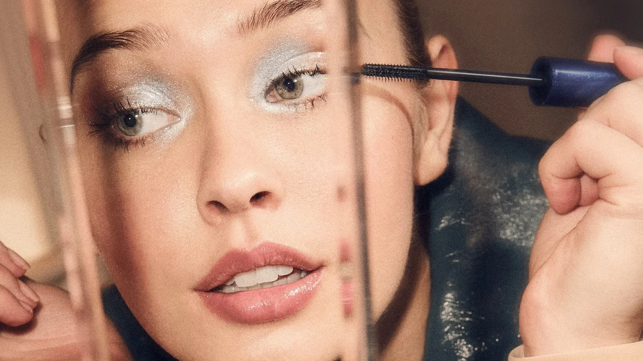 Máscara de Pestanas Winter Wonder Lash à Prova de Água THE ONE