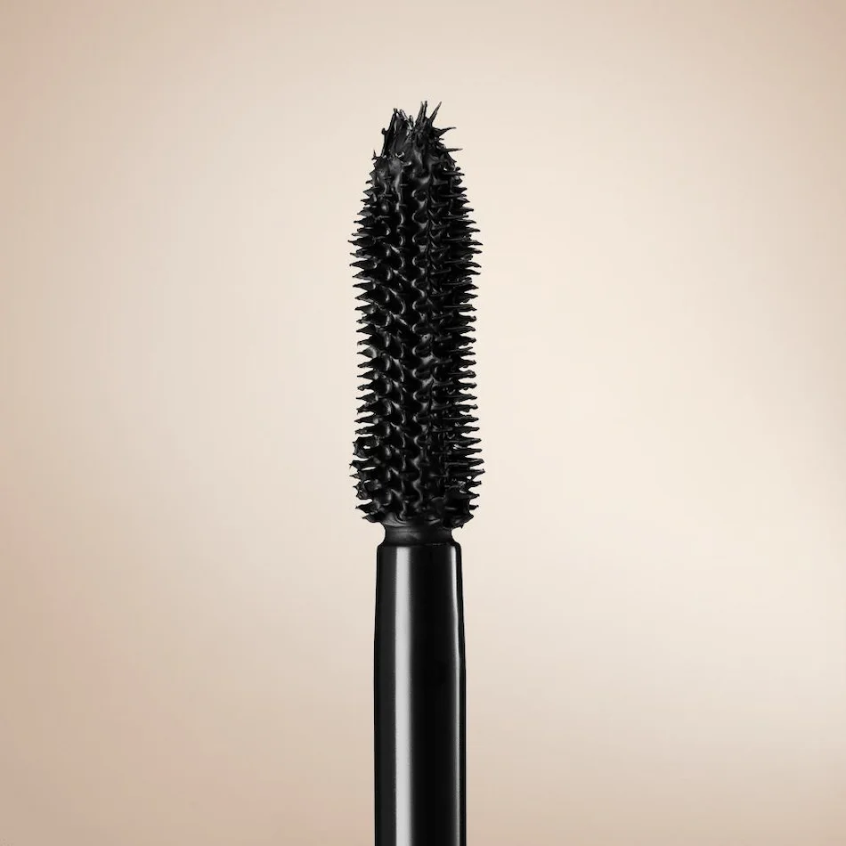 4 efeitos numa só máscara: volume, comprimento, curvatura e definição