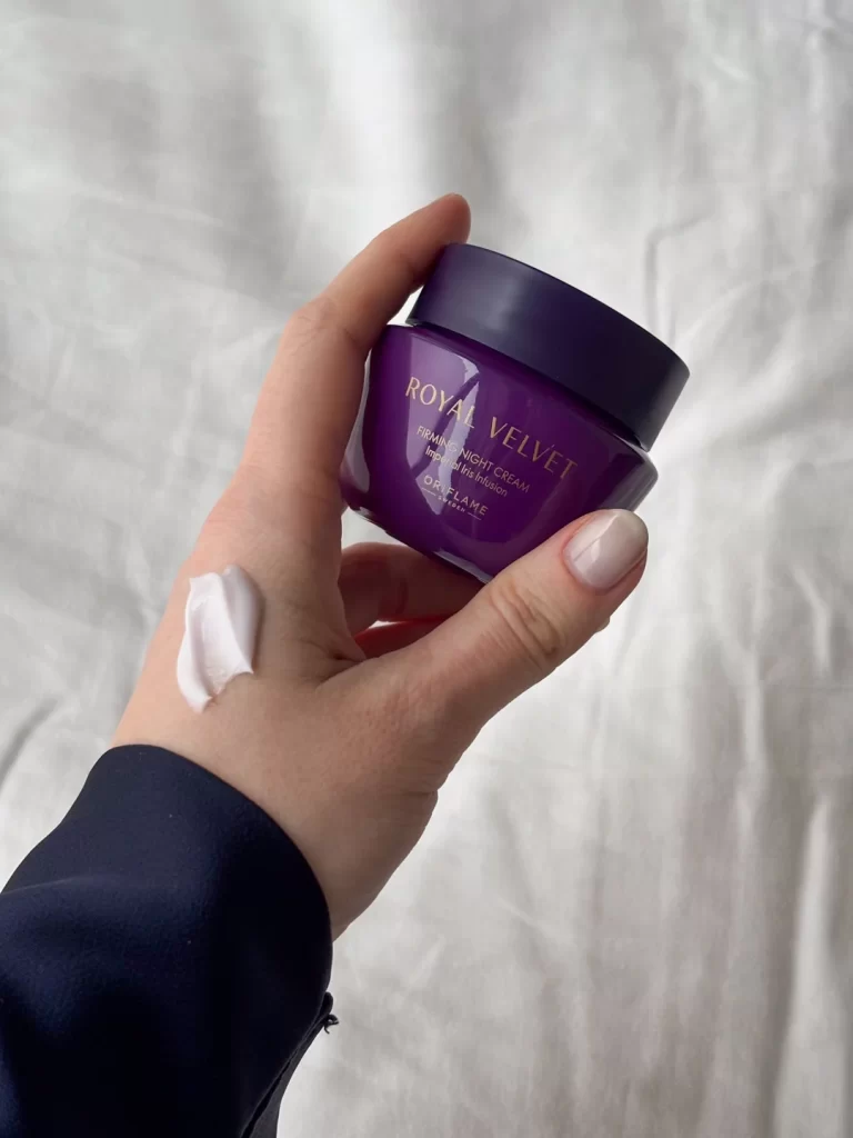 Creme de noite Royal Velvet da Oriflame