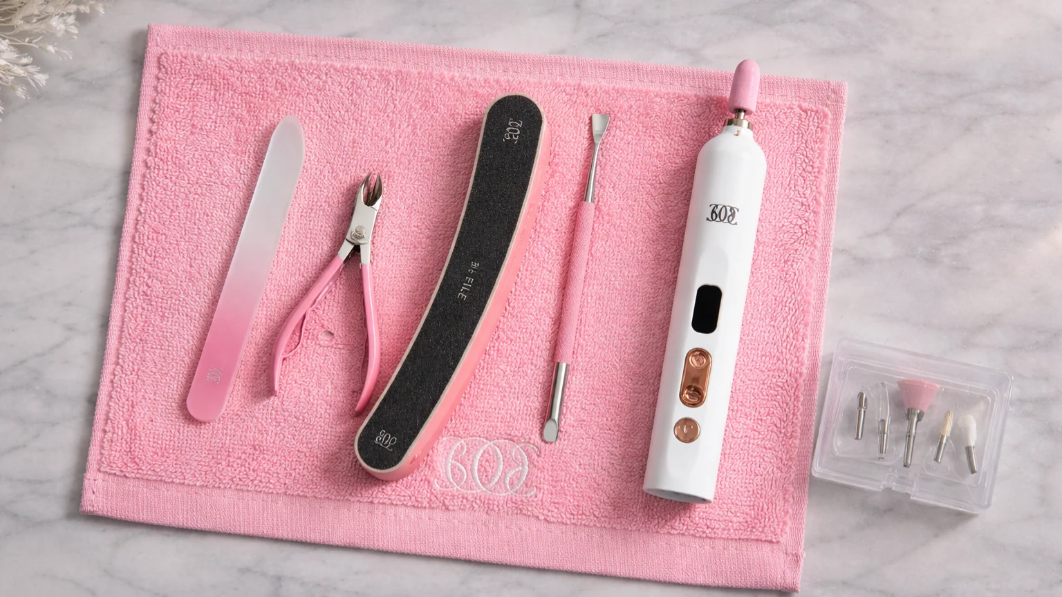 acessórios de manicure em casa