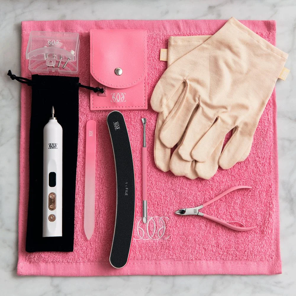 acessórios de manicure em casa